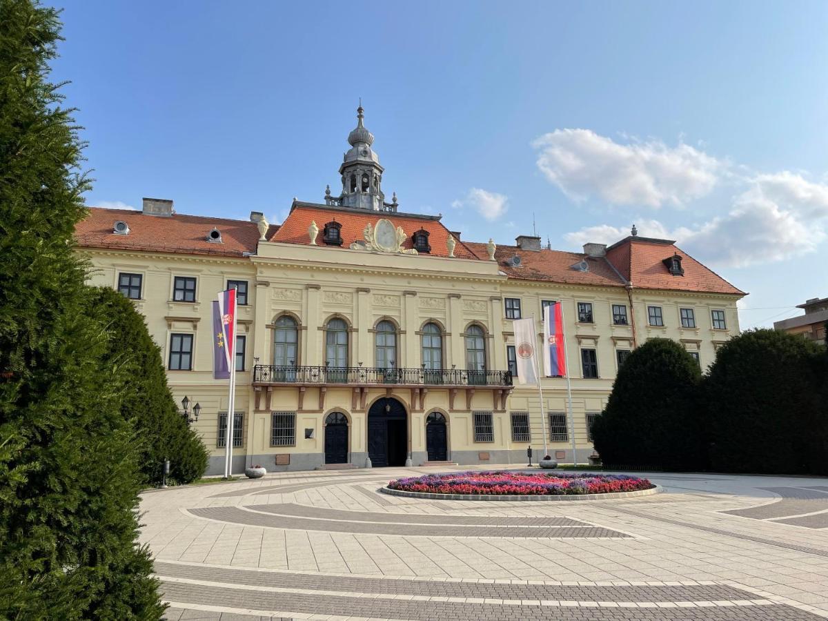 Apartmani Sombor Luaran gambar